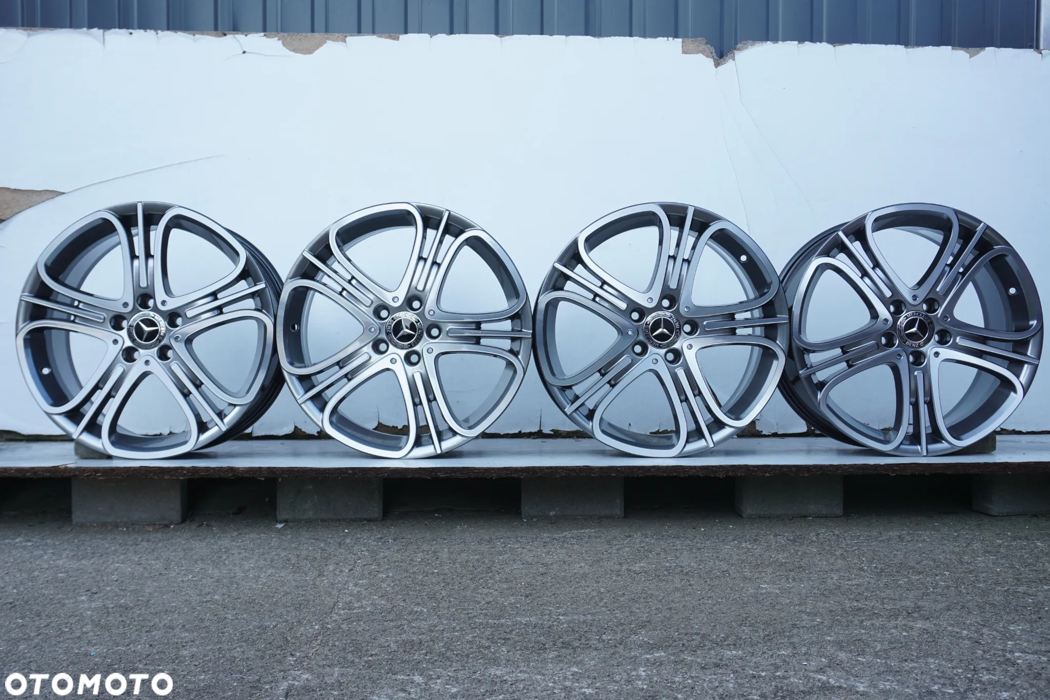 Mercedes 5x112 18 7,5J W246 stan bdb shadow chrome - 3
