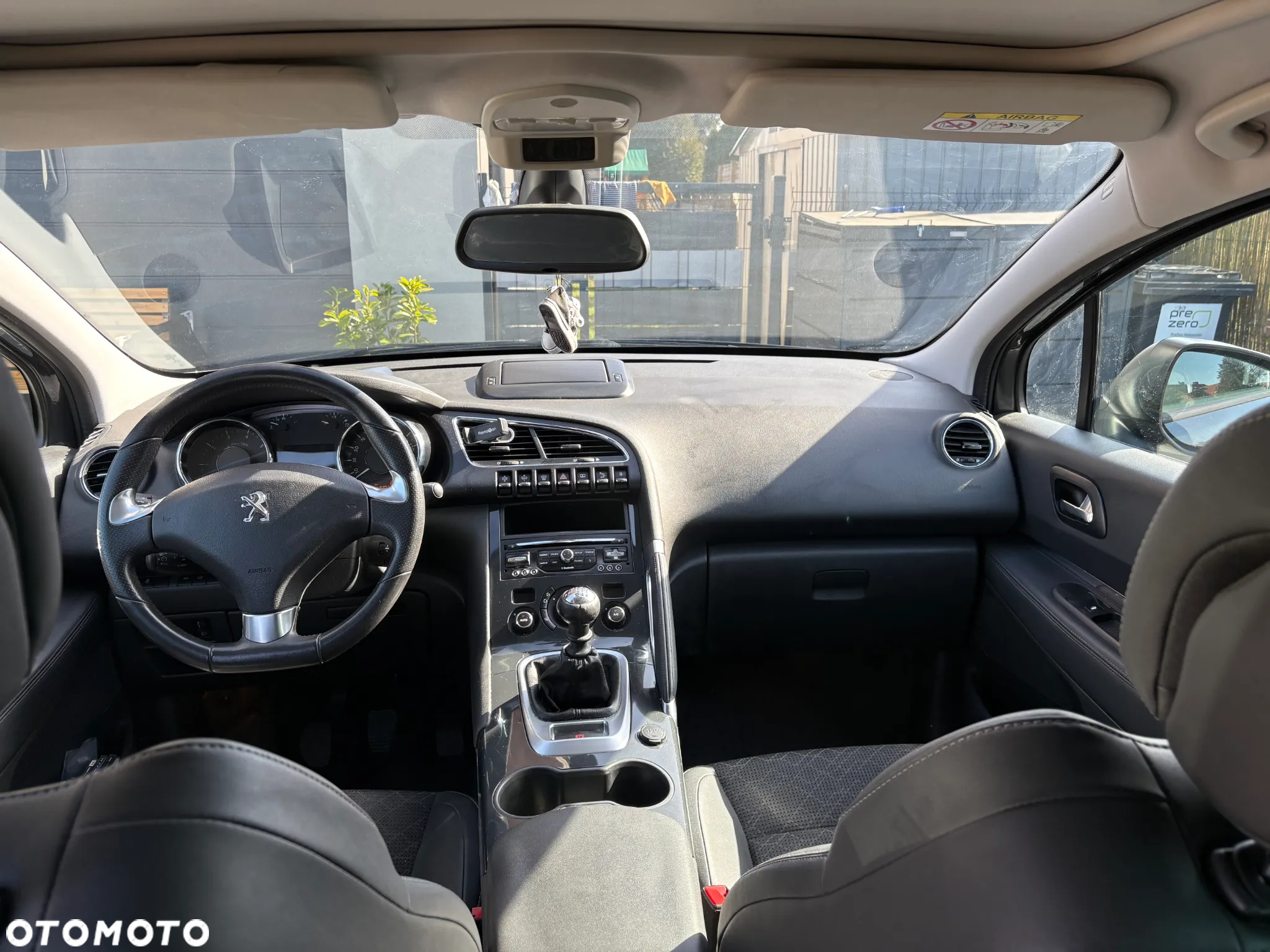 Peugeot 3008 1.2 PureTech Allure S&S - 10