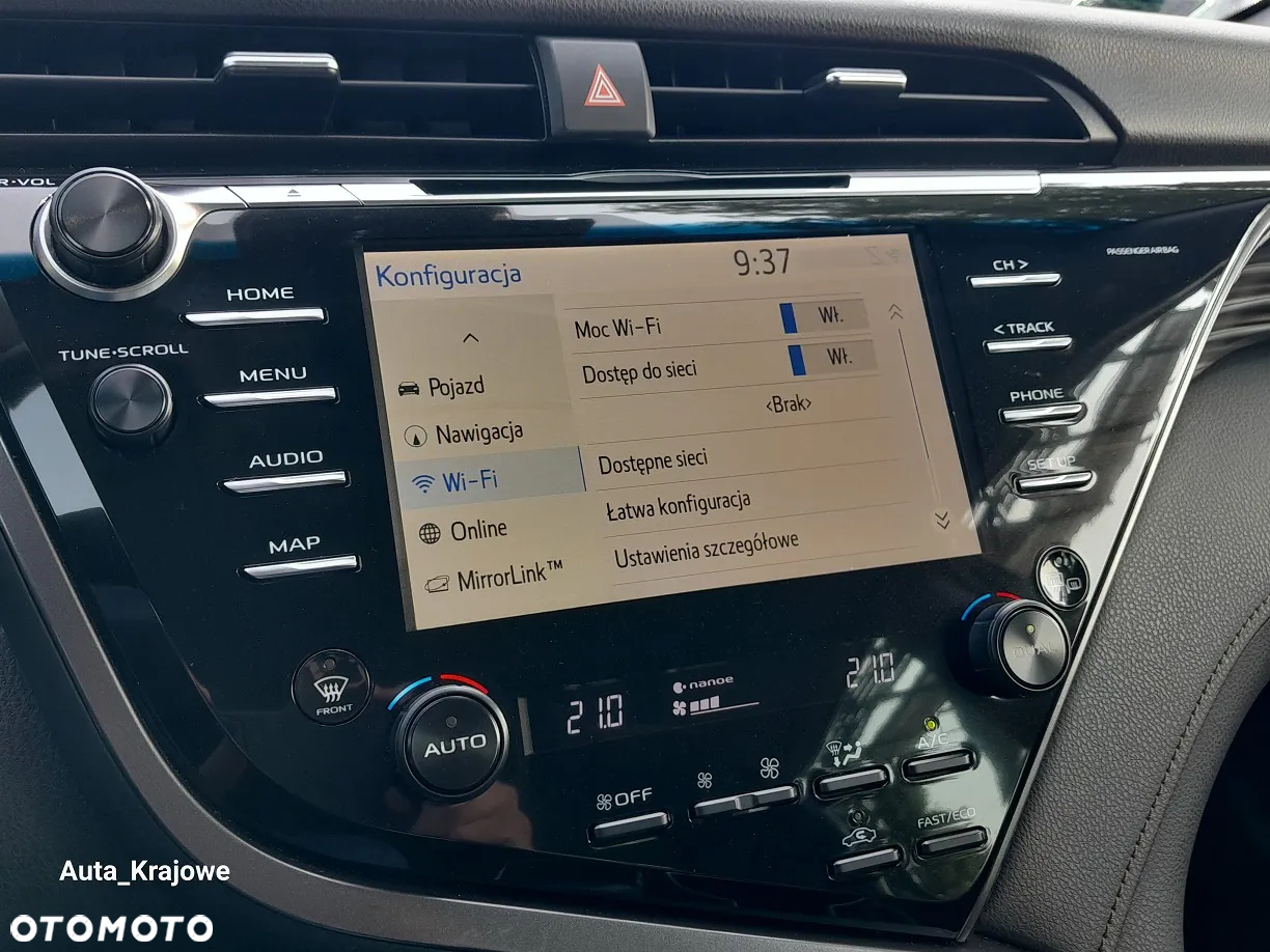 Toyota Camry 2.5 Hybrid Executive CVT - 18