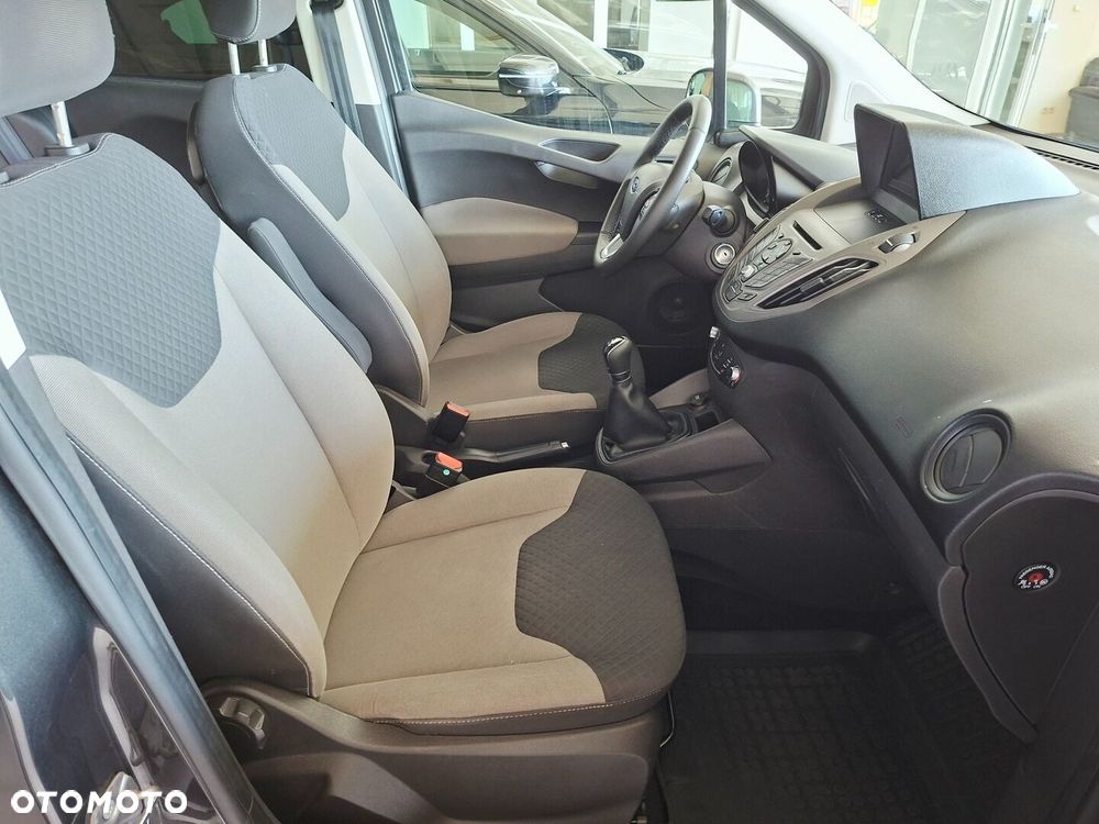 Ford Courier - 14