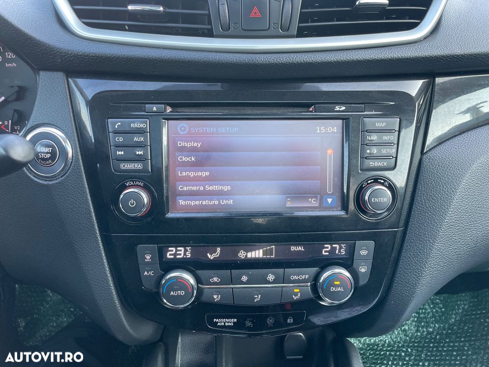 Nissan Qashqai 1.6 DCI Xtronic TEKNA - 36