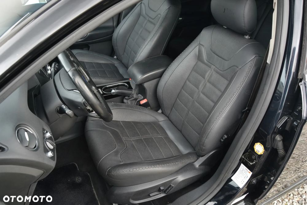 Ford Mondeo - 27