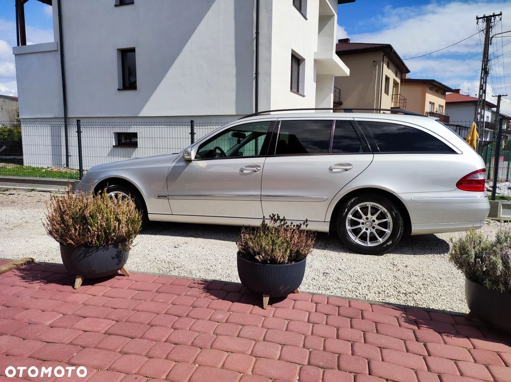 Mercedes-Benz Klasa E 200 T Kompressor Automatik Elegance - 5