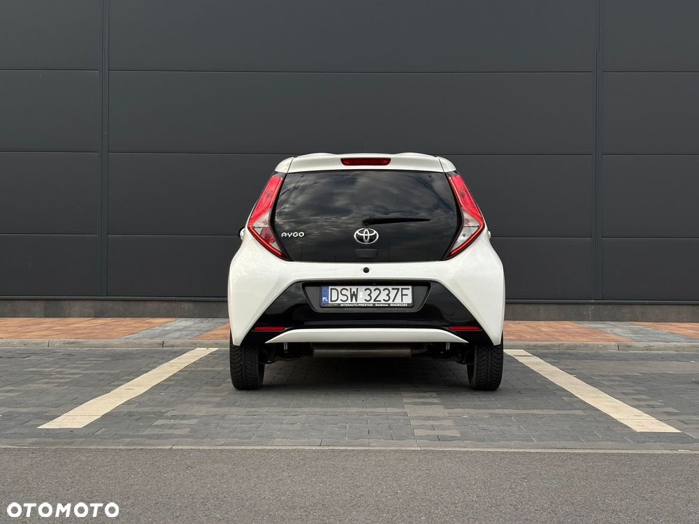 Toyota Aygo 1.0 VVT-i Black Edition - 13