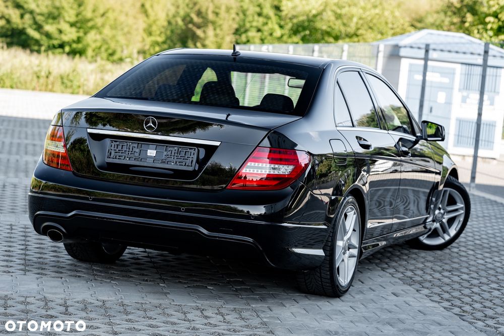 Mercedes-Benz Klasa C 180 (BlueEFFICIENCY) 7G-TRONIC Avantgarde - 11