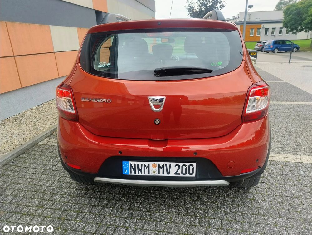 Dacia Sandero 0.9 TCe SL Celebration S&S - 6