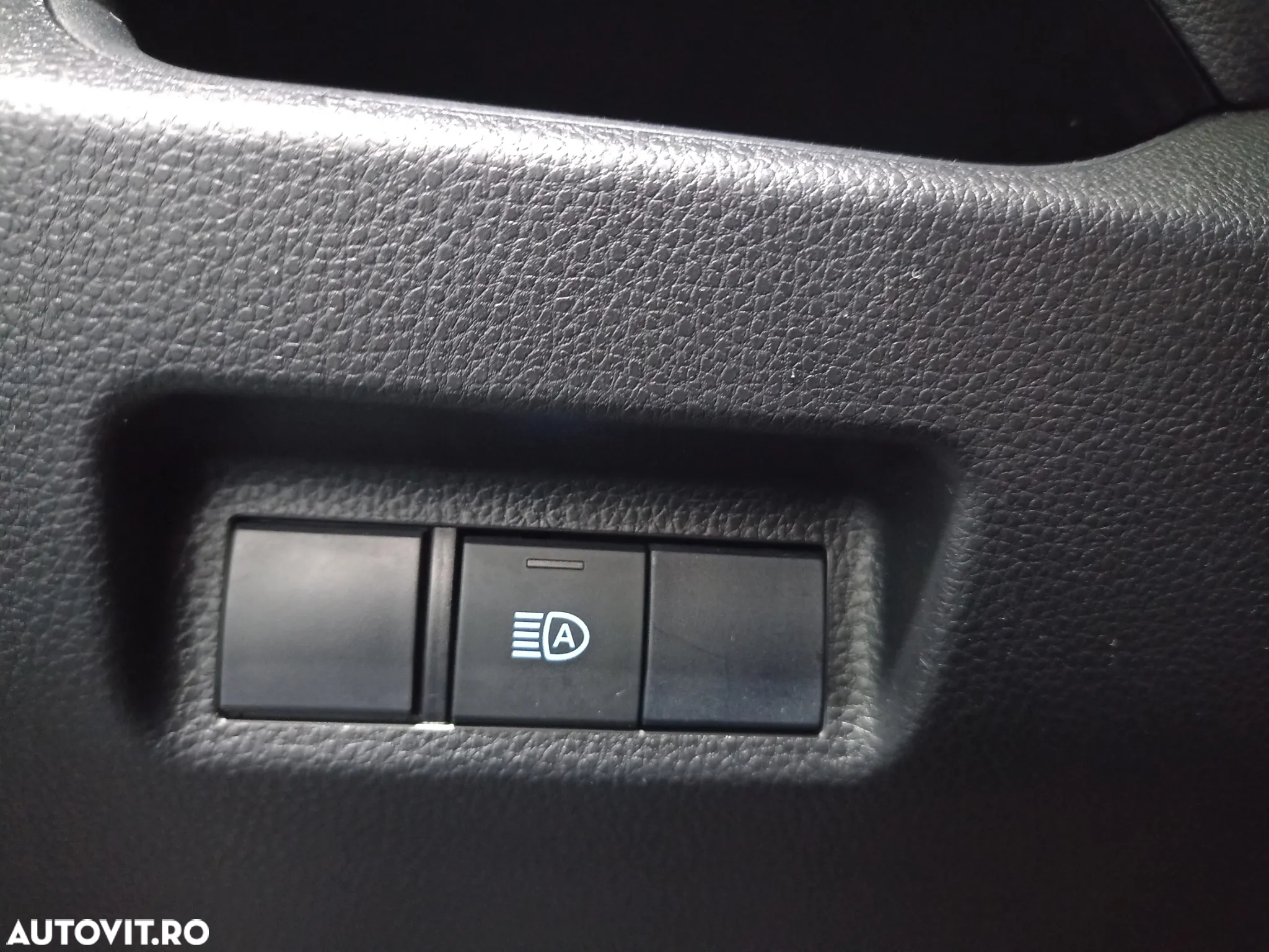 Toyota RAV4 2.5 Hybrid VVT-iE 4x2 Dynamic - 10