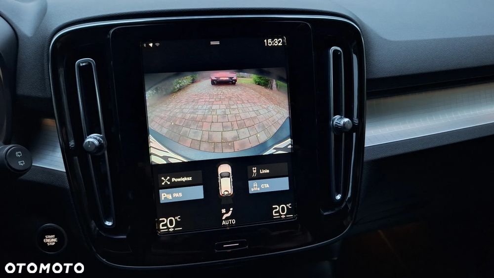 Volvo XC 40 T3 Geartronic Momentum Pro - 9