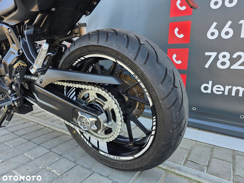Yamaha MT - 7