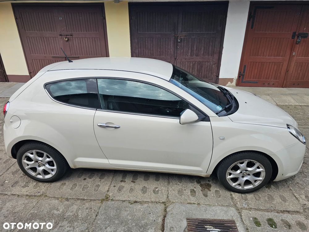 Alfa Romeo Mito 1.4 MultiAir Distinctive - 4