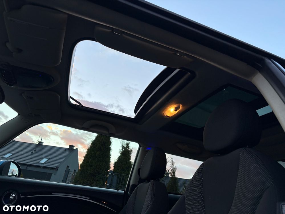 MINI ONE Brick Lane - 12