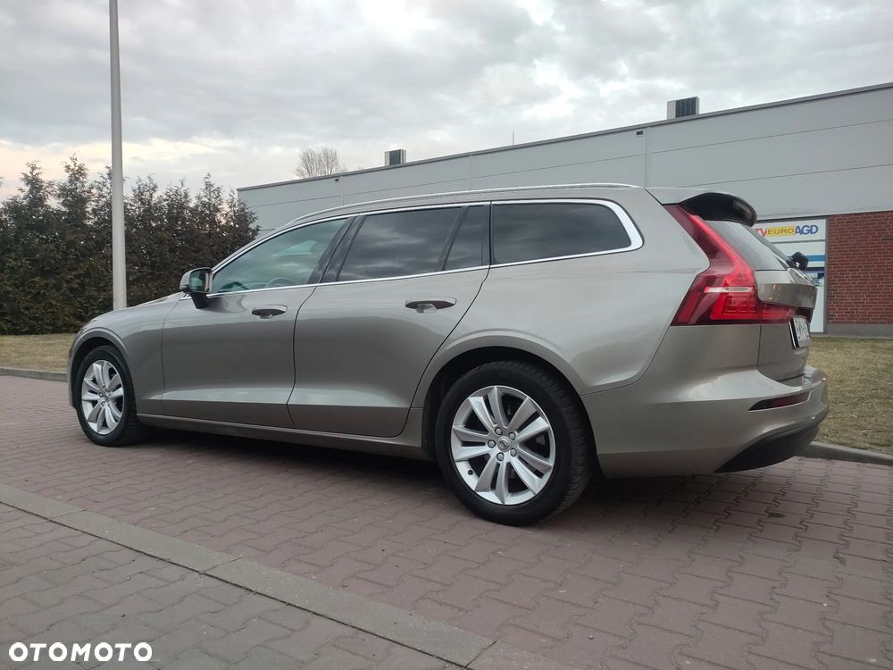 Volvo V60 D3 Drive-E Dynamic Edition (Momentum) - 7