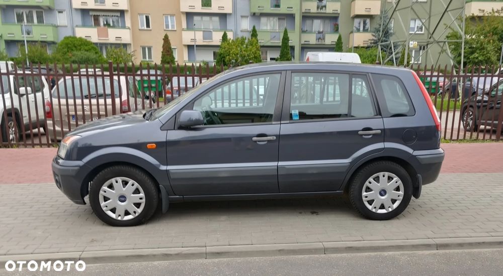 Ford Fusion 1.4 Ambiente - 14