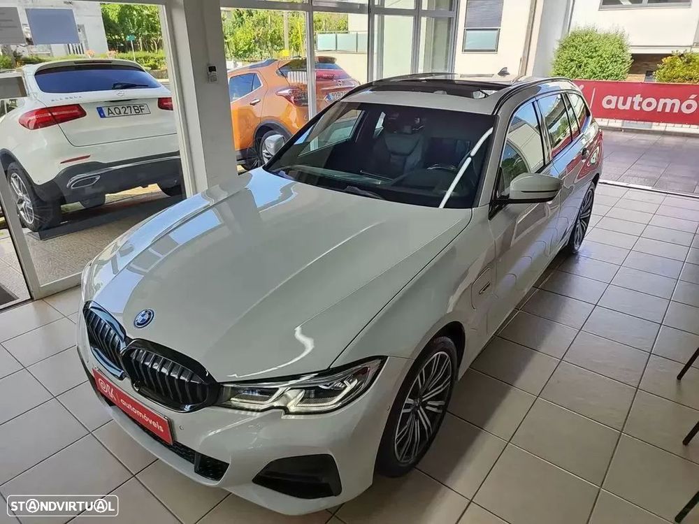 BMW 330 e Pack Desportivo M Auto - 7