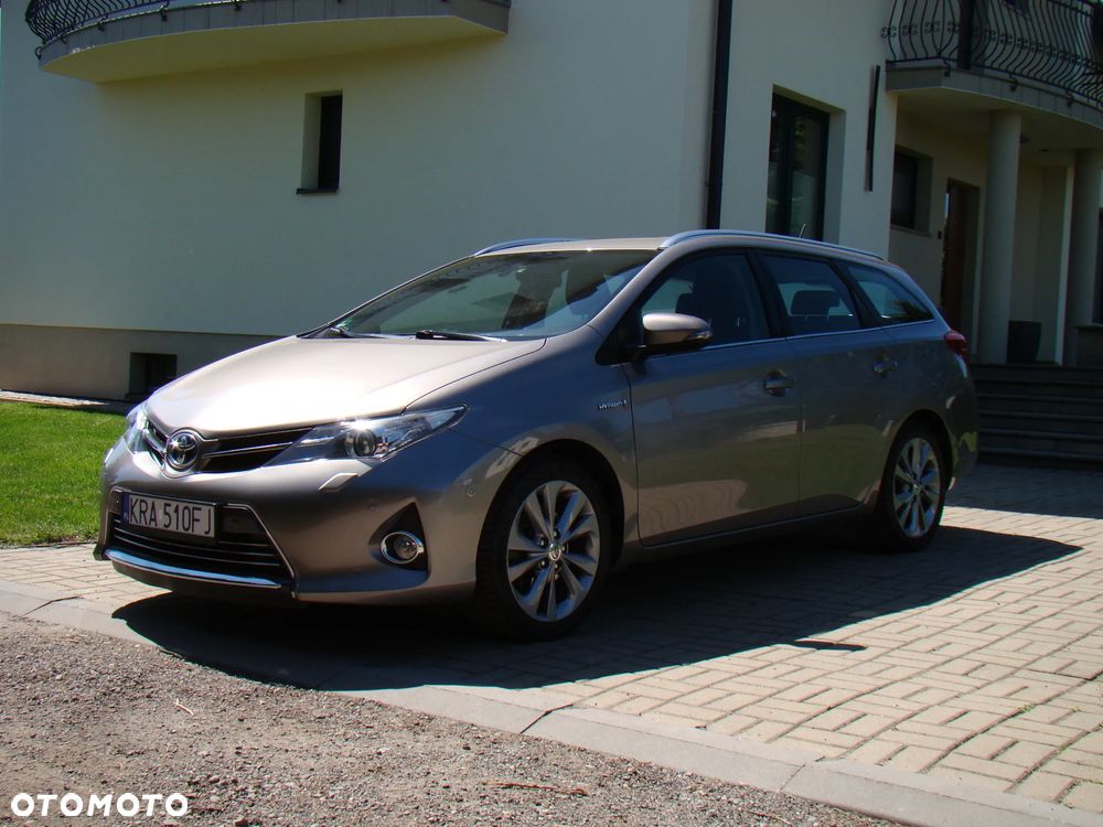 Toyota Auris - 2