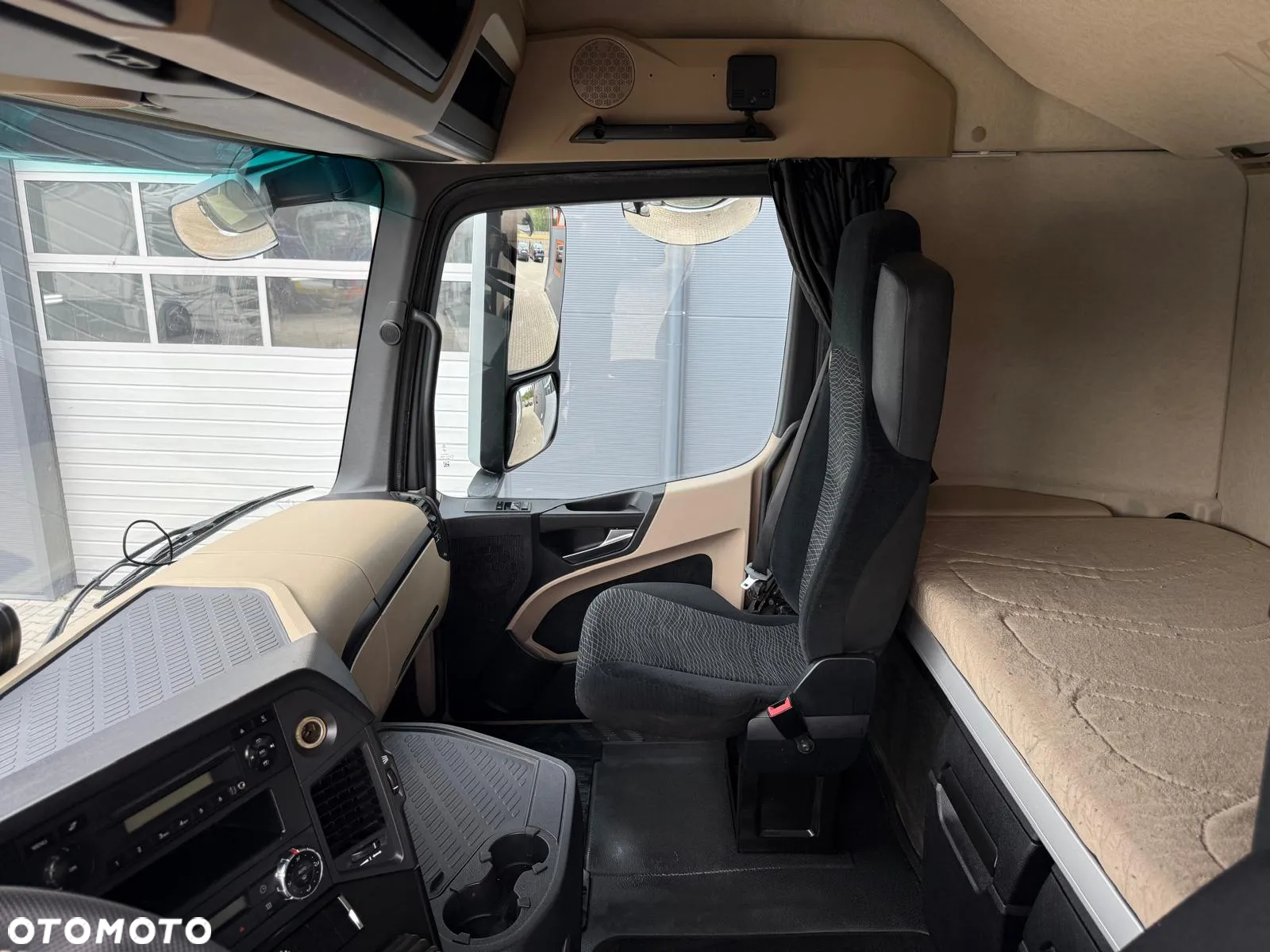 Mercedes-Benz Actros 2542 / E6 / burto-firanka 8,5 m + winda / 21Epal / z Niemiec / sypialka plandeka firana skrzynia - 36