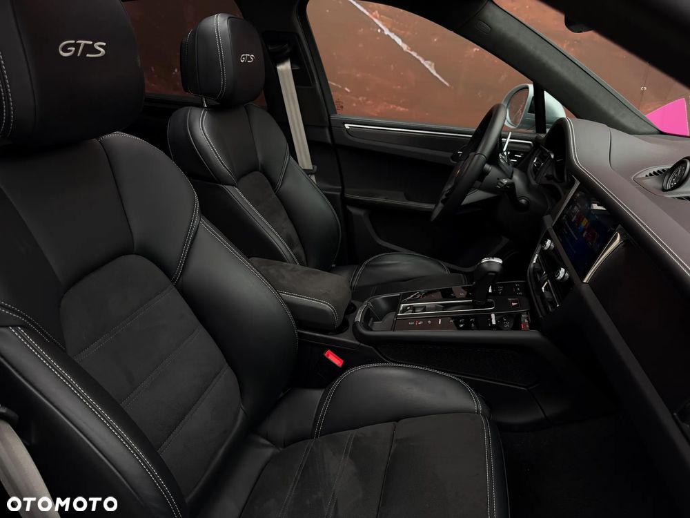 Porsche Macan - 6