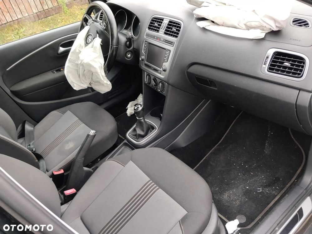 Volkswagen Polo - 12