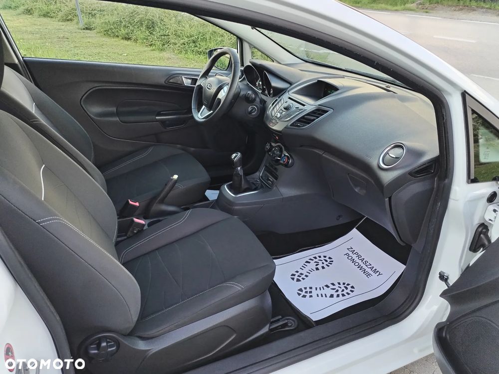 Ford Fiesta - 22