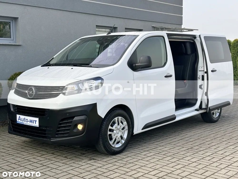 Opel Vivaro - 10