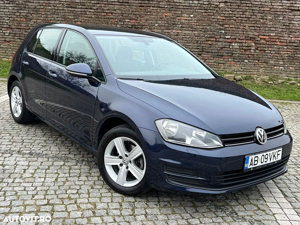 Volkswagen Golf 2.0 TDI BlueMotion Technology DSG Lounge - 13