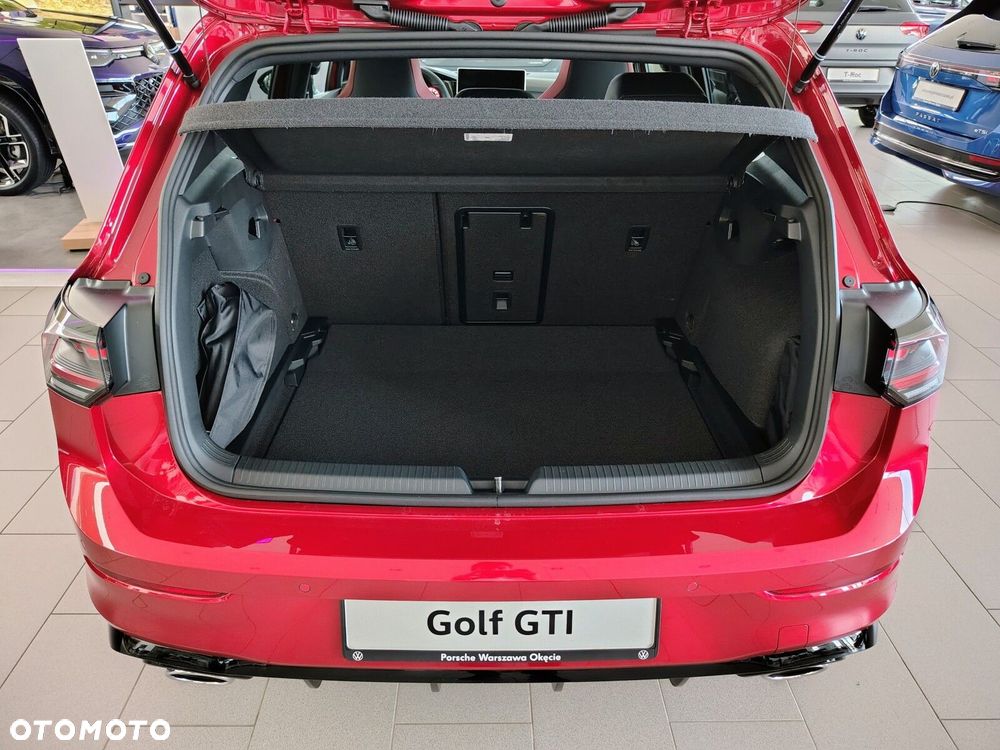 Volkswagen Golf - 13