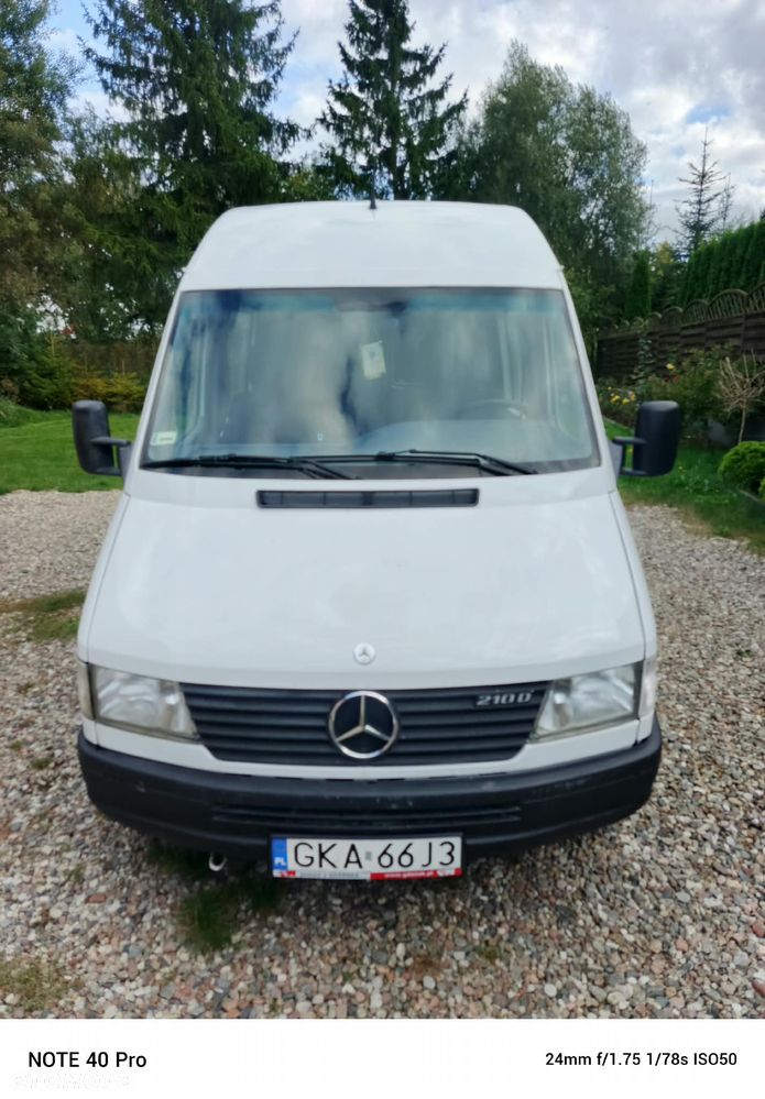 Mercedes-Benz Sprinter