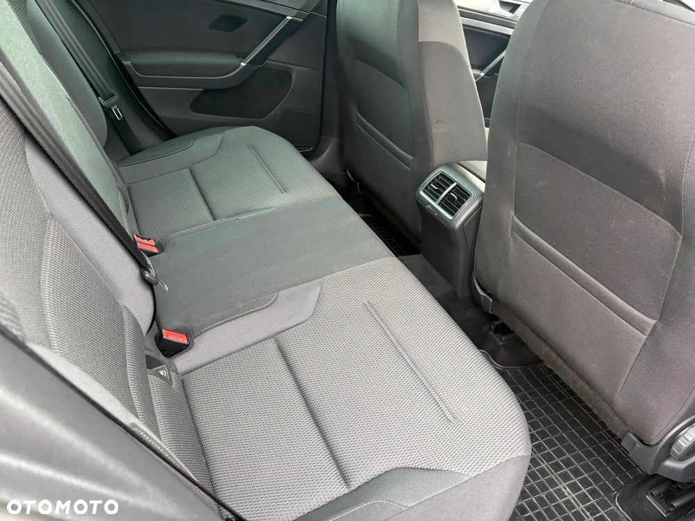 Volkswagen Golf 1.5 TSI BMT Comfortline - 24