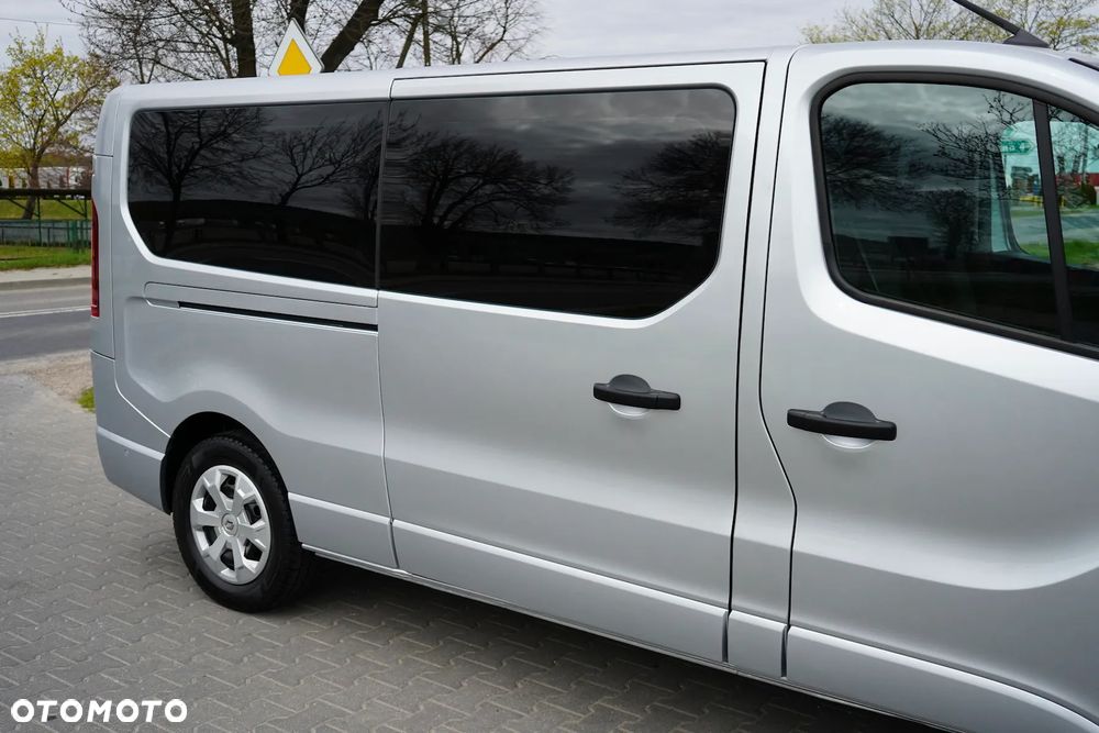 Renault Trafic 2.0 dCi - 27