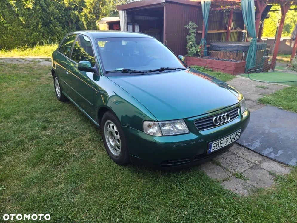 Audi A3 3-drzwiowe 1.6 Ambiente - 1
