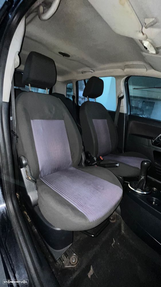 Ford Fusion 1.4 TDCI + - 6