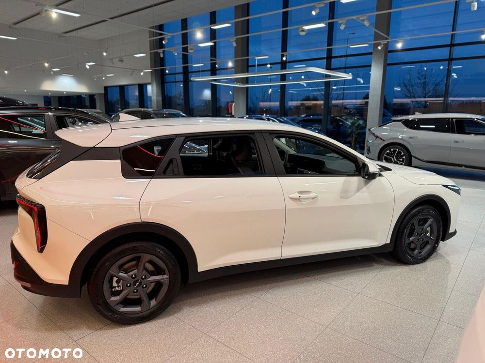 Kia K4 - 6