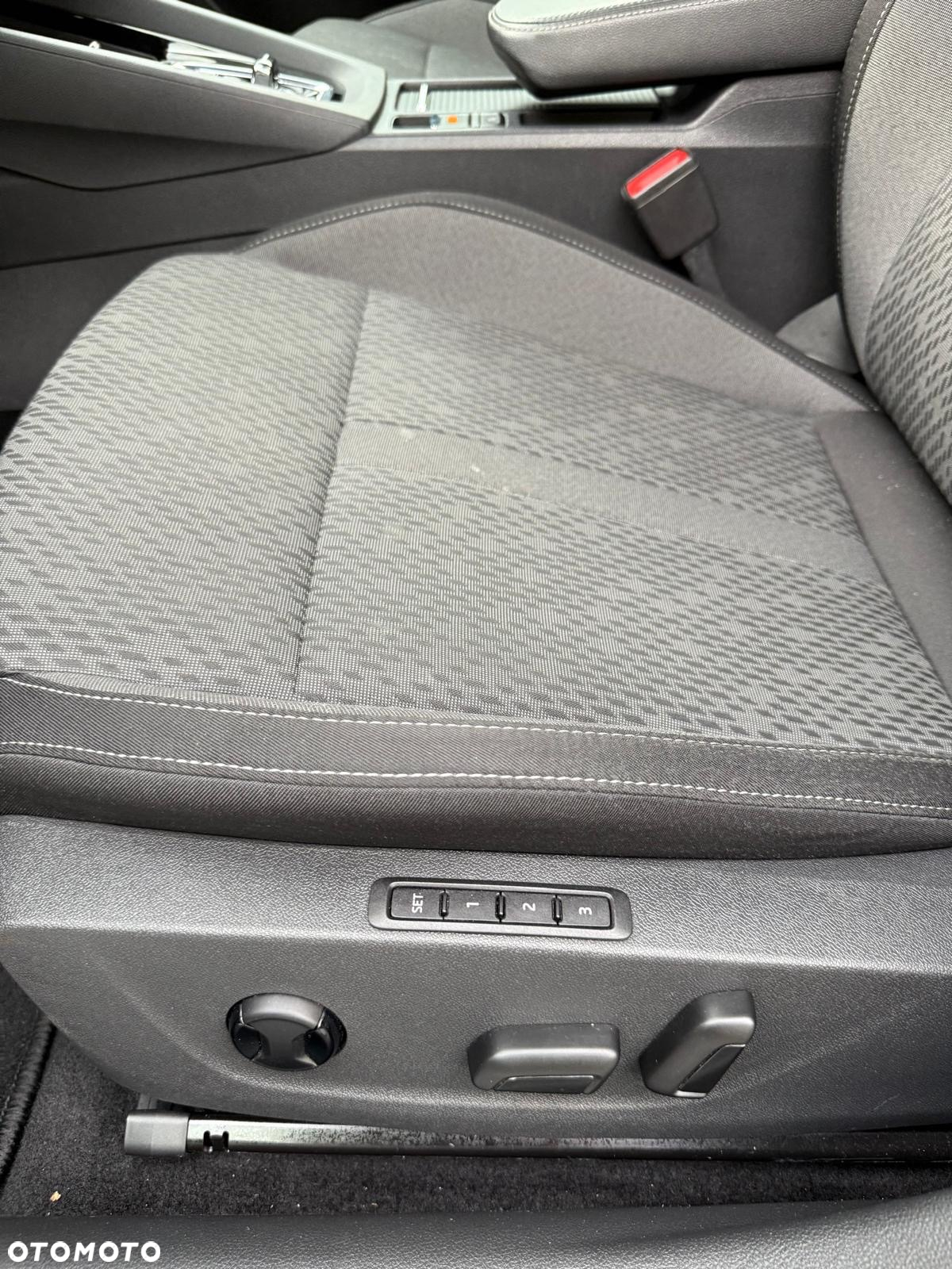 Skoda Octavia 2.0 TDI Style DSG - 14