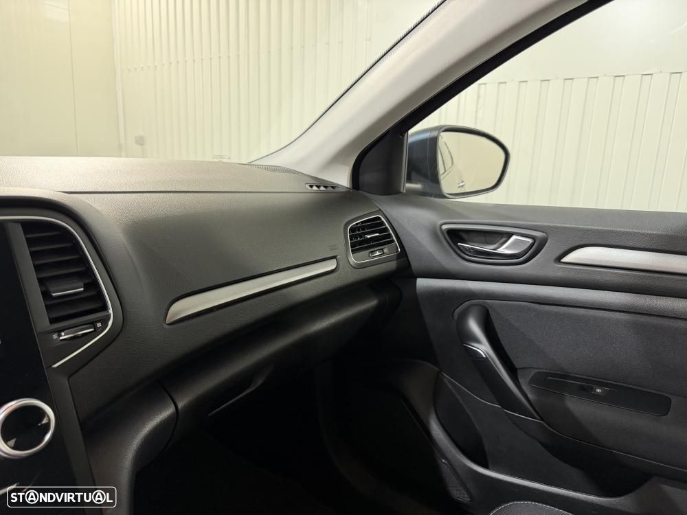 Renault Mégane 1.5 Blue dCi Techno EDC - 25