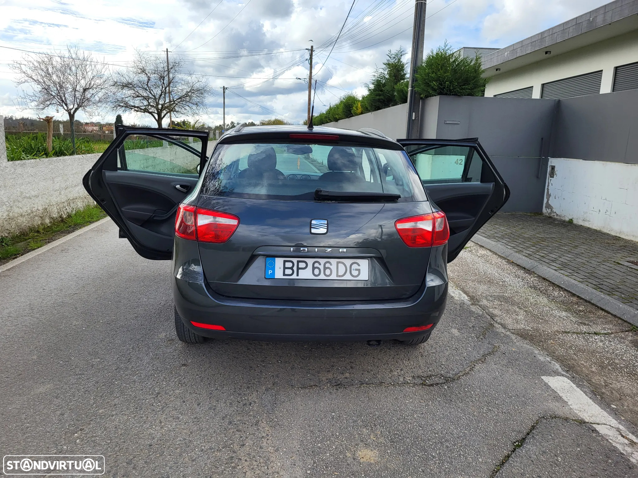 SEAT Ibiza 1.2 TDi Reference DPF - 33