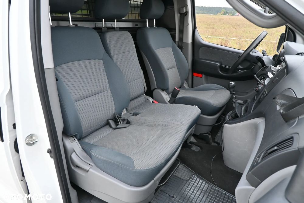 Hyundai H-1 - 28