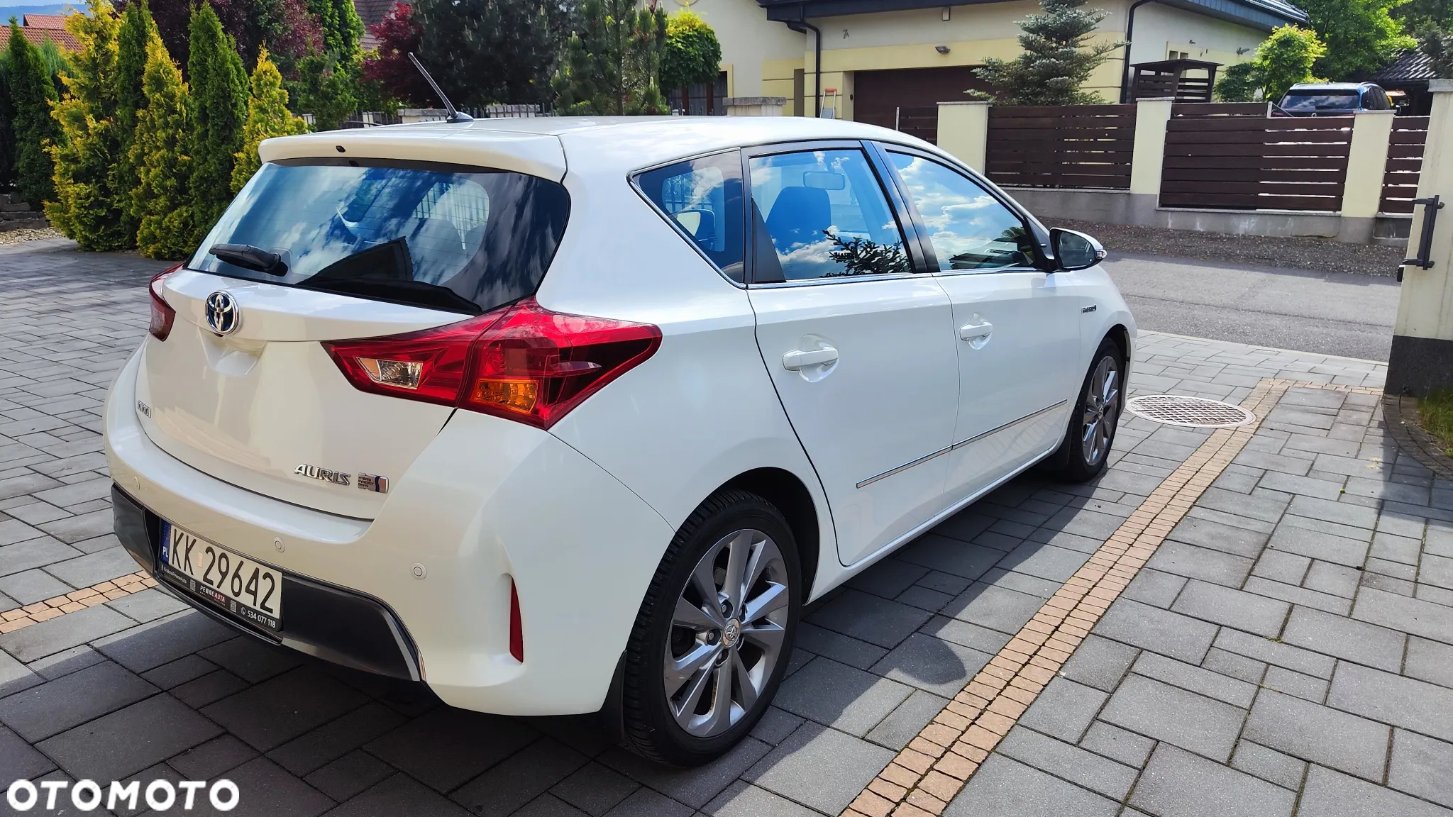Toyota Auris 1.8 Hybrid Executive - 5
