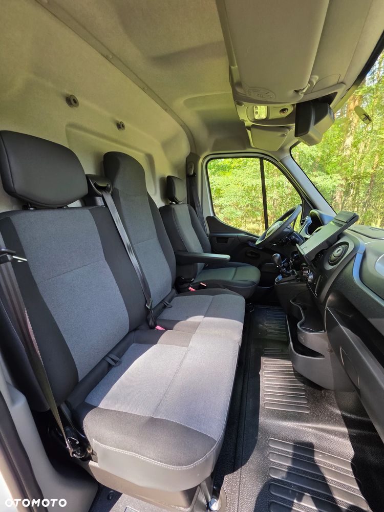 Renault Master - 11