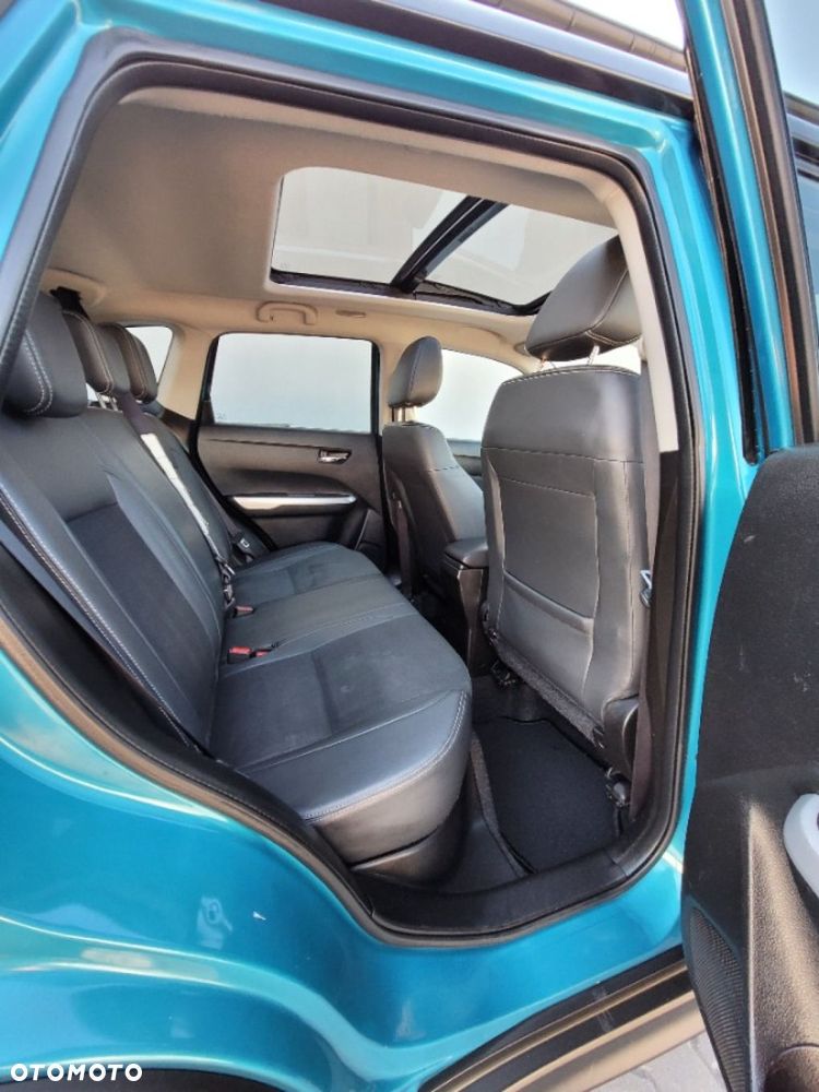 Suzuki Vitara 1.6 Premium 2WD - 16