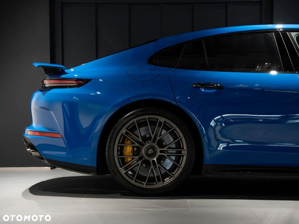 Porsche Panamera Turbo S E-Hybrid PHEV - 10
