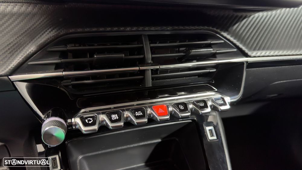 Peugeot 2008 Benzin 100 Style - 26