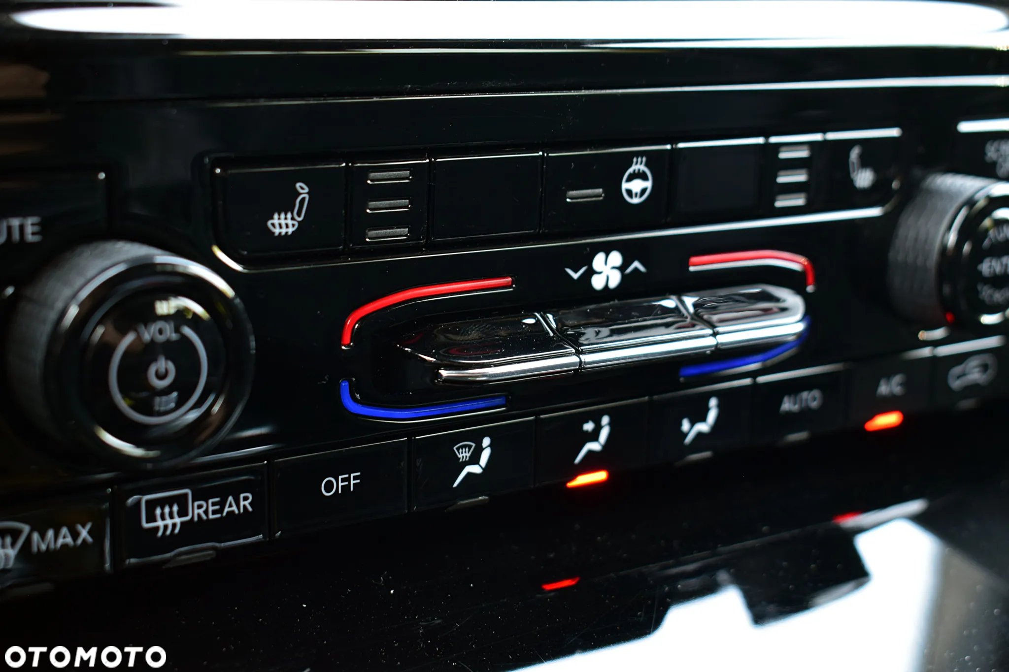 Jeep Grand Cherokee - 15