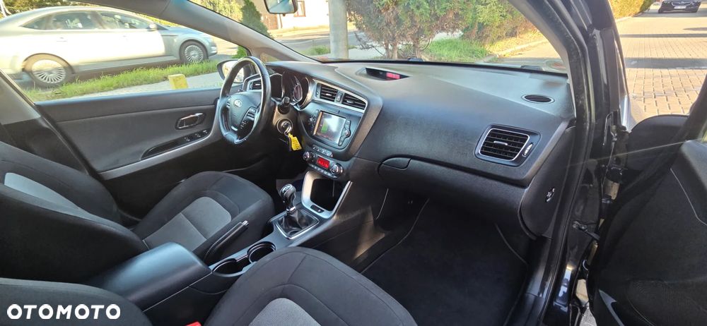Kia Ceed 1.0 T-GDI 100 OPF Vision - 38