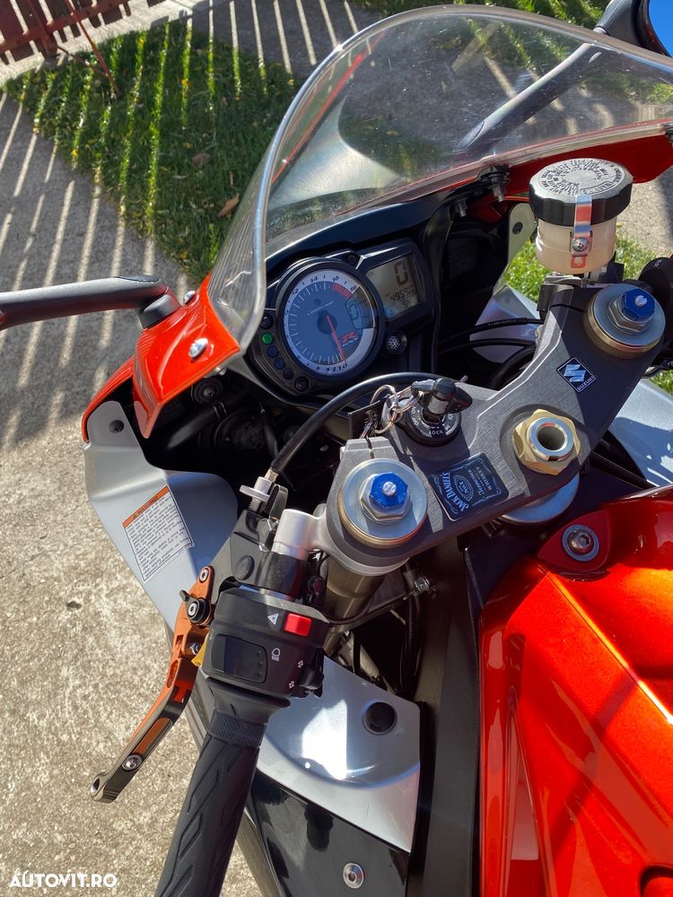 Suzuki GSX-R 600 - 8