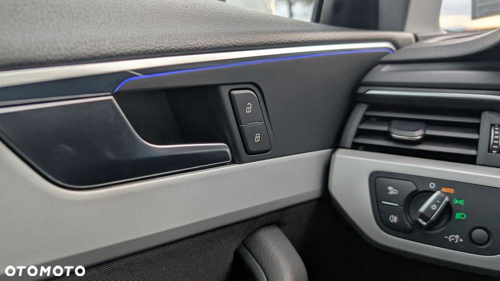 Audi A4 Avant 35 TFSI Sport S tronic - 23