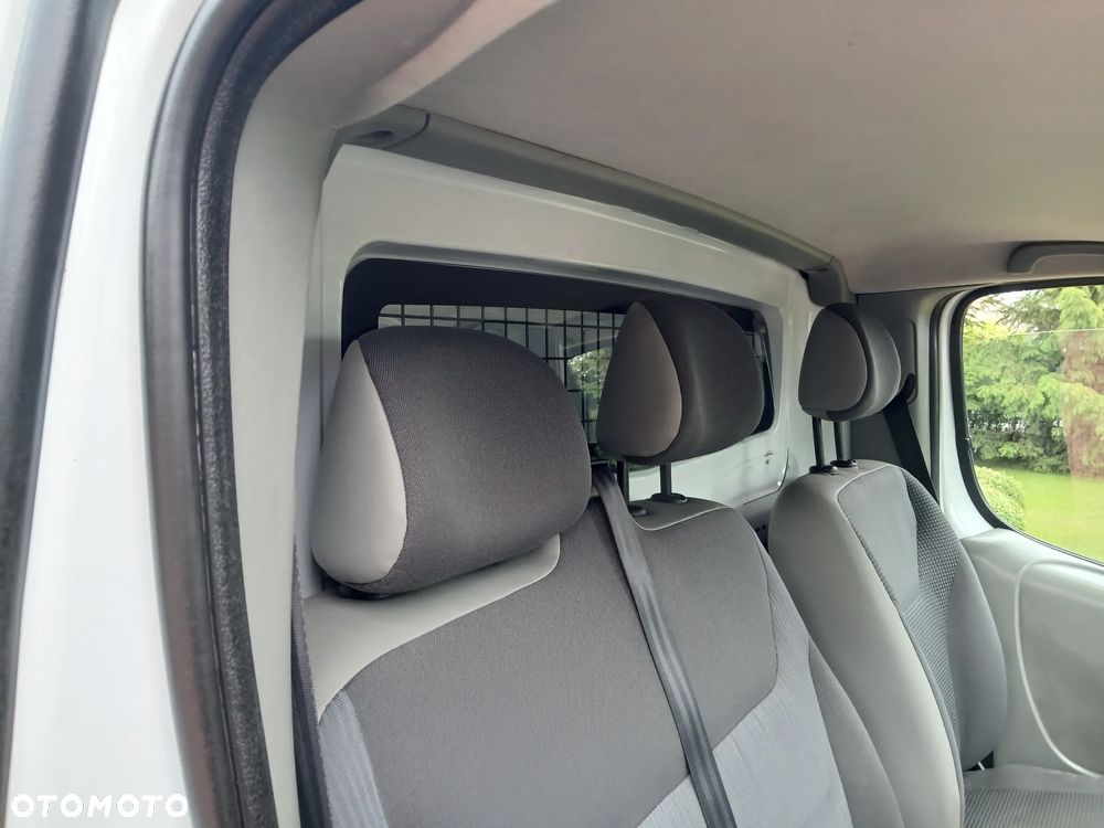 Opel VIVARO - 9
