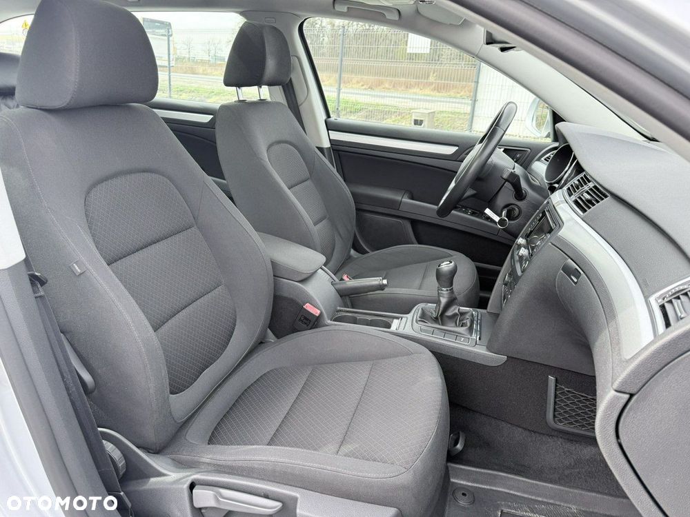 Skoda Superb 1.6 TDI Business - 19