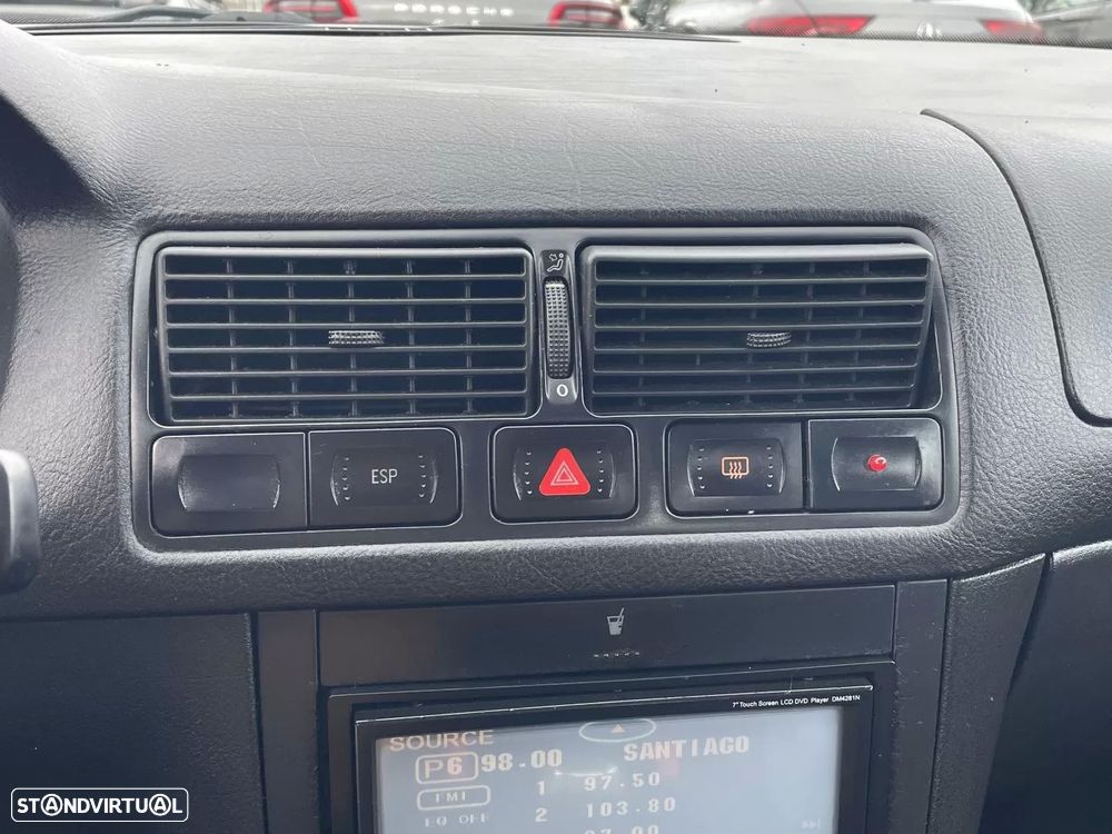 VW Golf Variant 1.9 TDi Highline - 15