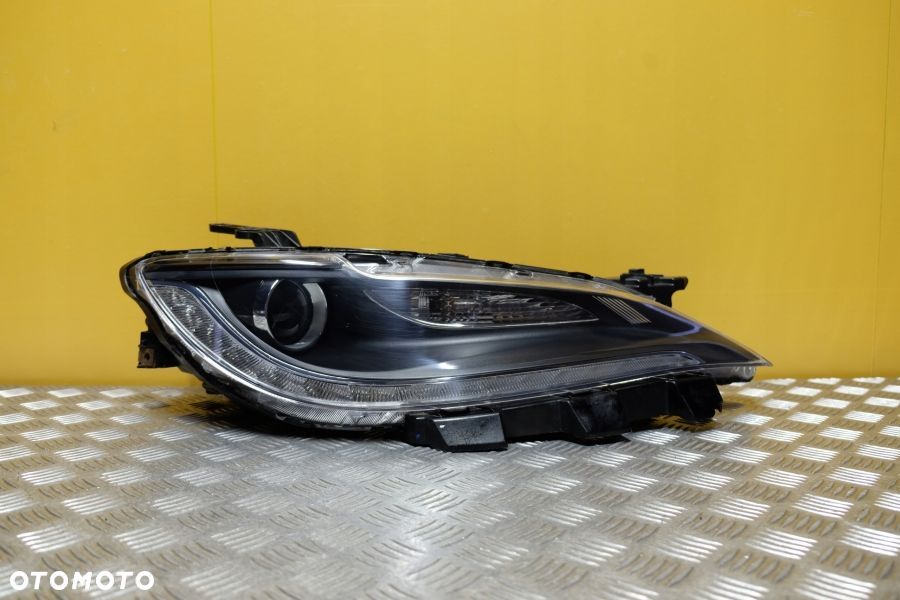 CHRYSLER 200 2015- REFLEKTOR LAMPA XENON Z LED USA - 1