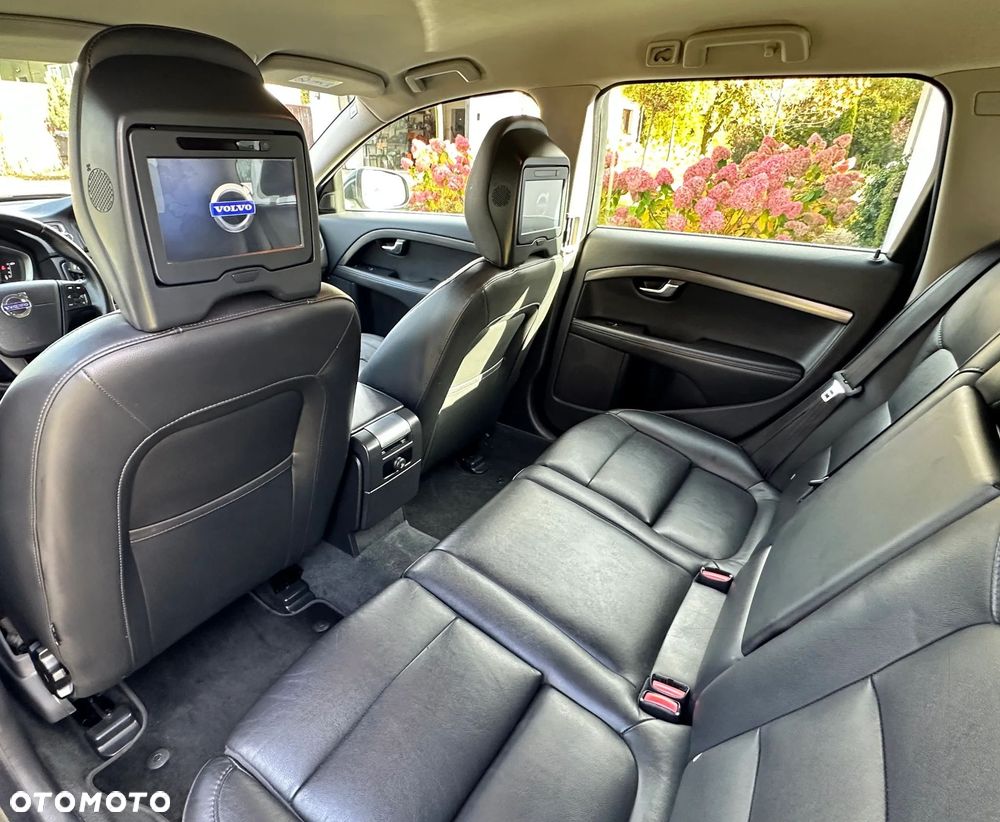 Volvo V70 D3 Geartronic Summum - 14